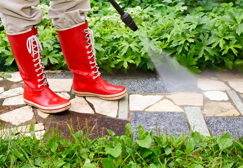 Why Attempting Do-It-Yourself Pressure Washing May Not Be The Best Idea