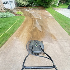 Outstanding-Driveway-Washing-Performed-in-Duluth-GA 0