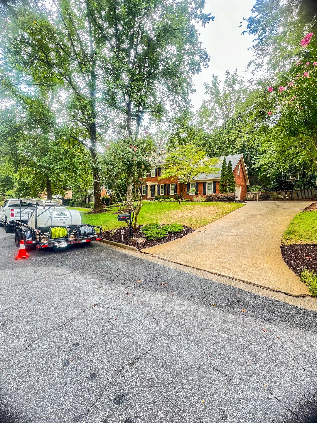 Top Quality Driveway Cleaning Performed in Peachtree Corners, GA.